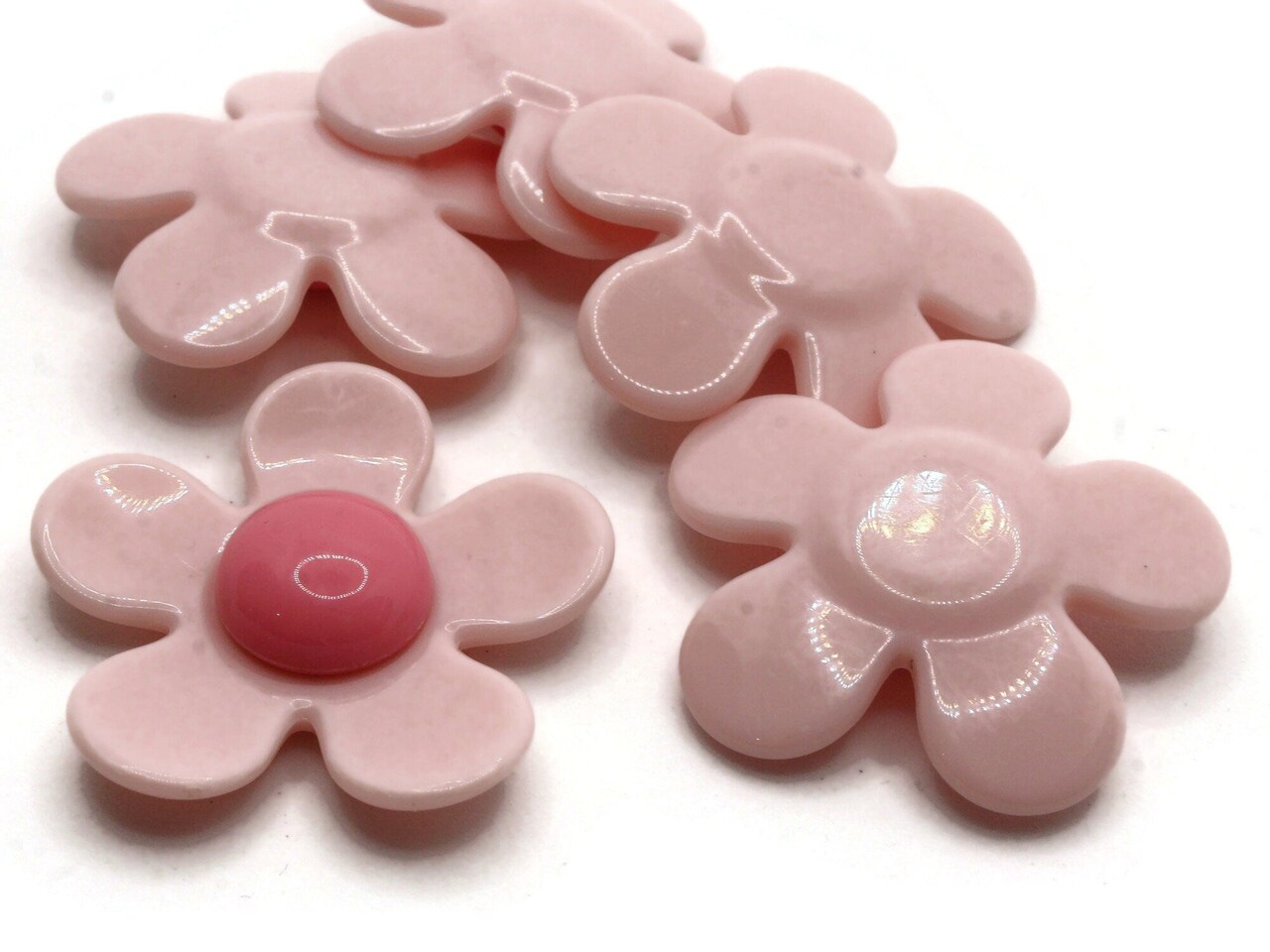 5 36mm Pink and Bright Pink Daisy Plant Plastic Flatback Cabochons